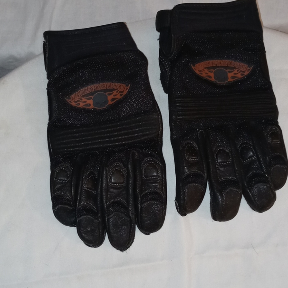 Leather Gloves